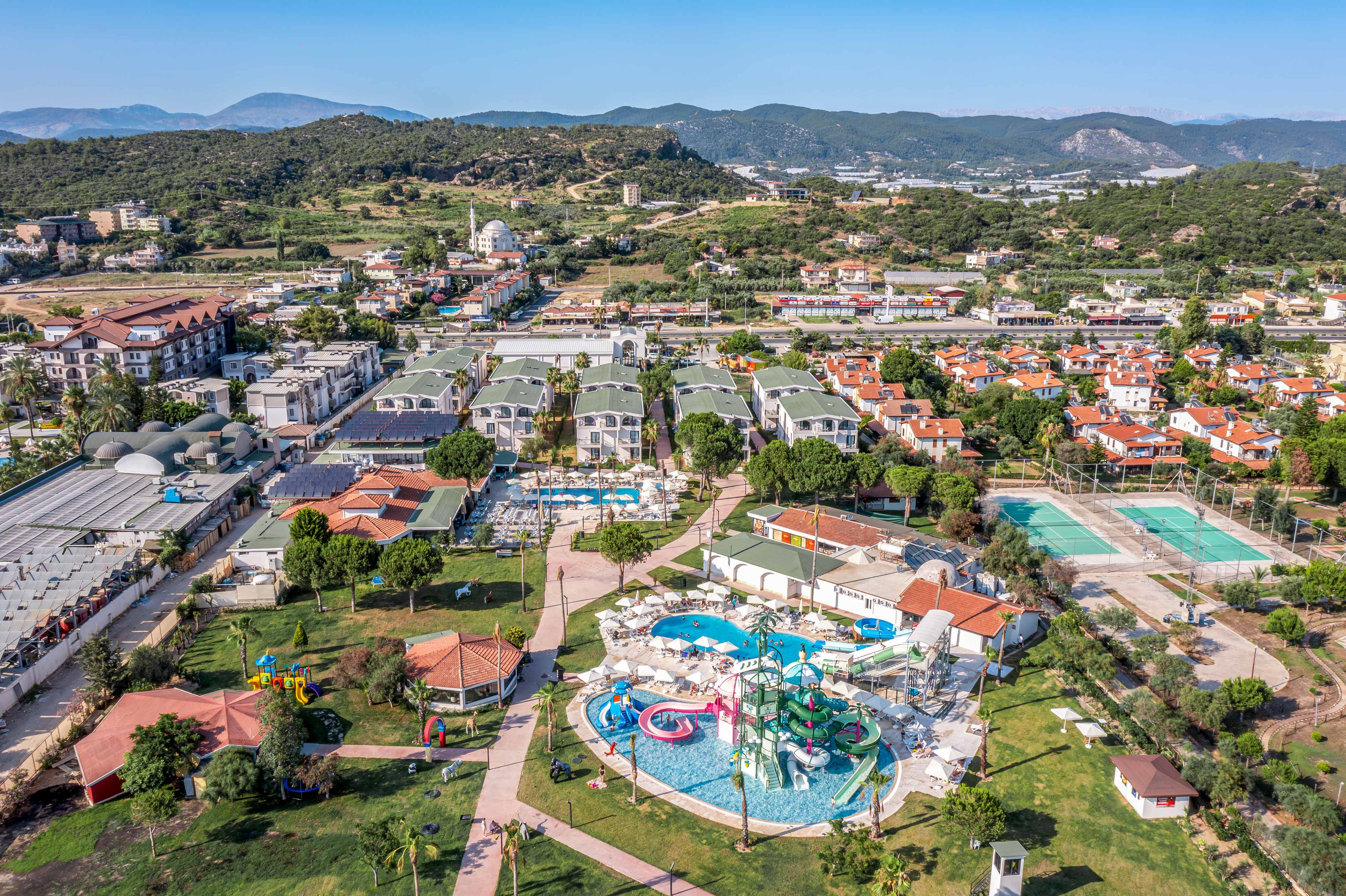 LA BENATA HOTEL